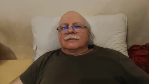 nukiss online show from 28, 10, 2025