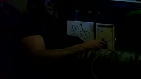 Awwwww Hey Sweetie Pies. Welcome To The Sweetie Pie Lounge. Enjoy The Dad-Cast. SweetCorny Fun-loving Dad Talk. online show from 23, 11, 2025