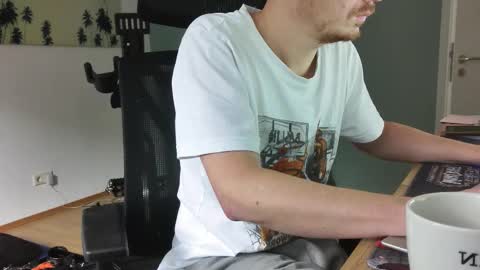 Snapshot of numlove chatting on 22, 9, 2025 Slave for Mistress and Master online show from 22, 9, 2025