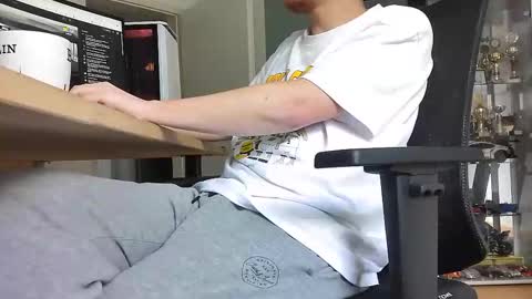 Snapshot of numlove chatting on 27, 9, 2025 Slave for Mistress and Master online show from 27, 9, 2025