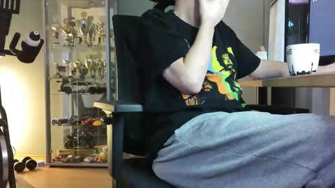 Snapshot of numlove chatting on 3, 10, 2025 Slave for Mistress and Master online show from 3, 10, 2025