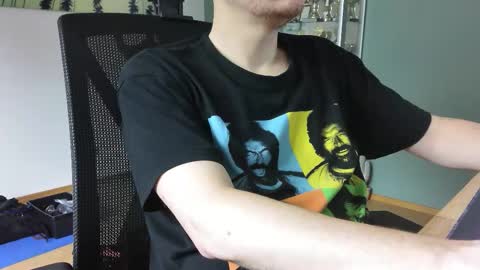 Snapshot of numlove chatting on 12, 10, 2025 Slave for Mistress and Master online show from 12, 10, 2025