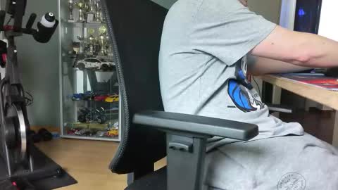 Snapshot of numlove chatting on 20, 10, 2025 Slave for Mistress and Master online show from 20, 10, 2025