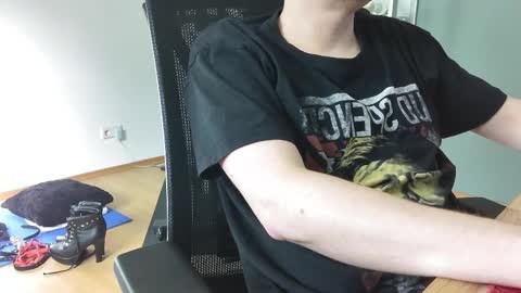 Snapshot of numlove chatting on 16, 11, 2025 Slave for Mistress and Master online show from 16, 11, 2025