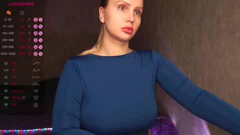 Snapshot of nutcrewlove chatting on 29, 9, 2025 WEELCOMEEEEEEEEEE online show from 29, 9, 2025