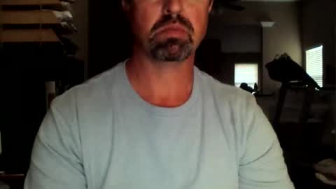 nvrenuff1979 online show from 18, 9, 2025