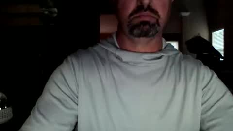 nvrenuff1979 online show from 15, 12, 2025