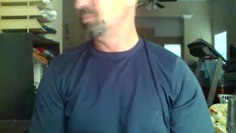 nvrenuff1979 online show from 13, 5, 2026