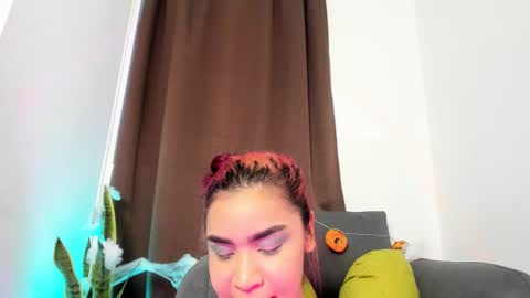 Snapshot of nyalgasai1 chatting on 2, 10, 2025 Nia online show from 2, 10, 2025