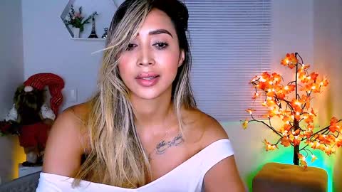 Nycole online show from 6, 1, 2025