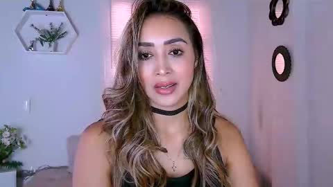 Nycole online show from 13, 2, 2025