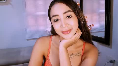 Nycole online show from 22, 12, 2025