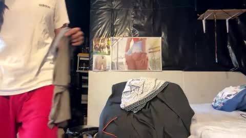 Snapshot of nygal23 chatting on 24, 3, 2026 nygal23 online show from 24, 3, 2026