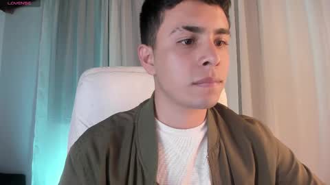 Snapshot of nyko_ds chatting on 2, 10, 2025 nyko_ds online show from 2, 10, 2025