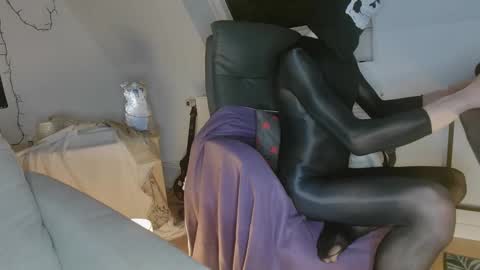 Snapshot of nyl0nnickb0y chatting on 13, 2, 2026 Nyl0nnickb0y online show from 13, 2, 2026