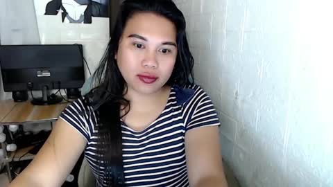 Snapshot of nylecummer chatting on 15, 12, 2024 nylecummer online show from 15, 12, 2024