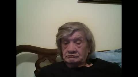 Snapshot of nylonloverll_1965 chatting on 14, 4, 2026 nylonloverll_1965 online show from 14, 4, 2026