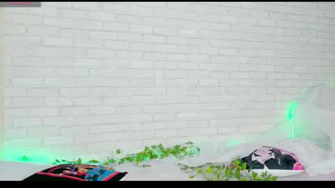 Snapshot of nymphalean chatting on 22, 10, 2025 Kat online show from 22, 10, 2025