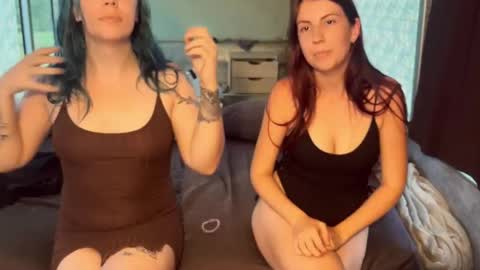 Snapshot of nympharabelle chatting on 18, 10, 2025 Creamy Grapefruit online show from 18, 10, 2025