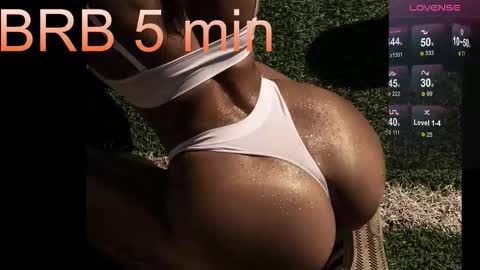 Snapshot of nymphobabee chatting on 19, 10, 2025 crystal   3 online show from 19, 10, 2025