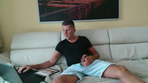 Marc online show from 2, 10, 2025