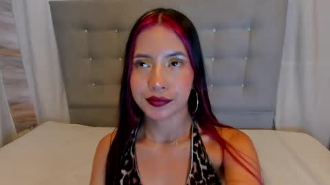 Snapshot of nymphomania9599 chatting on 21, 4, 2026 xionela gates online show from 21, 4, 2026