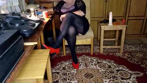 NyushaM online show from 23, 11, 2025