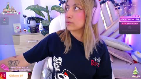 Alex   .    online show from 17, 12, 2024