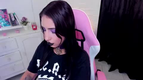 Snapshot of nyx_blackmoon chatting on 6, 10, 2025  Nyx BlackMoon online show from 6, 10, 2025
