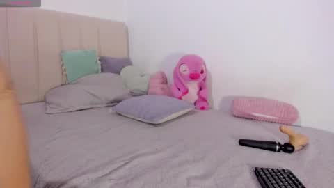 nyxax online show from 13, 9, 2025