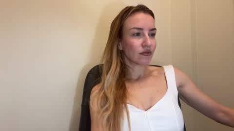 Snapshot of nyxelia_ chatting on 17, 2, 2026 Anastasia online show from 17, 2, 2026