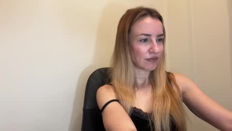 Snapshot of nyxelia_ chatting on 24, 2, 2026 Anastasia online show from 24, 2, 2026