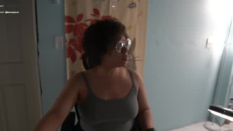 Snapshot of nyxraven chatting on 6, 1, 2025 NyxRaven online show from 6, 1, 2025