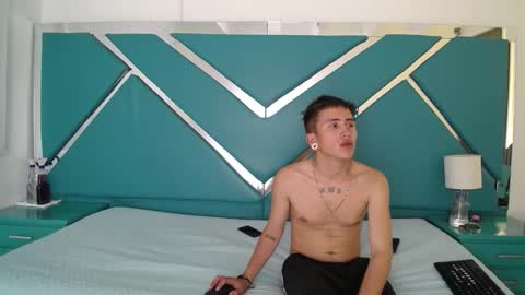 Snapshot of oblivionlove chatting on 5, 3, 2026 oblivionlove online show from 5, 3, 2026