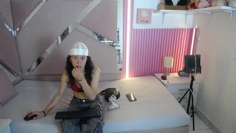 oblivionlove online show from 19, 5, 2026