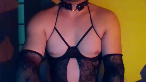 Snapshot of obscuraboy chatting on 5, 4, 2026 Doxy online show from 5, 4, 2026