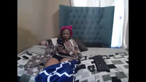 obsessedmimi online show from 11, 5, 2026
