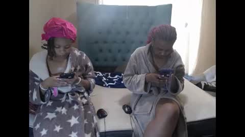 obsessedmimi online show from 13, 5, 2026