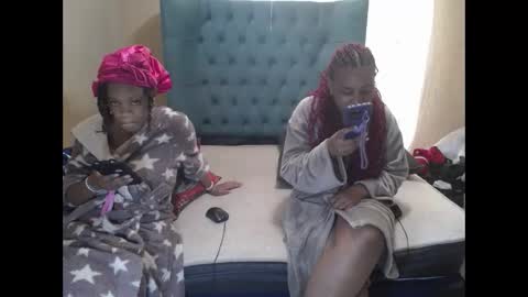obsessedmimi online show from 15, 5, 2026