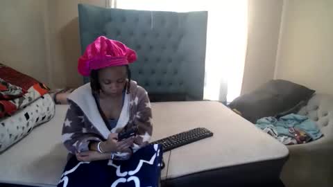 obsessedmimi online show from 25, 5, 2026
