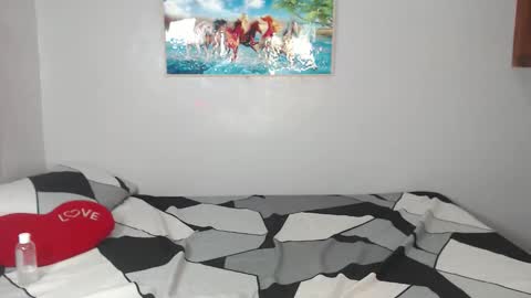 Snapshot of obsidias_slut6969 chatting on 28, 10, 2025 Miss Sidiaget one of my socials and lets plan our meet up there HATE CHEAP GUYS online show from 28, 10, 2025