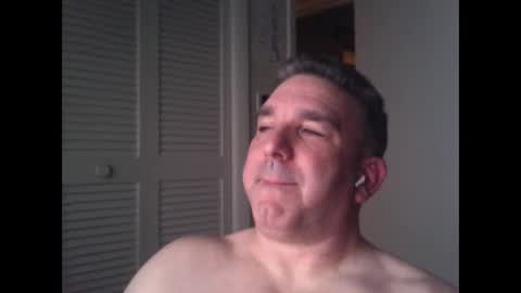 Snapshot of oceanmanx chatting on 17, 1, 2025 Ocean online show from 17, 1, 2025