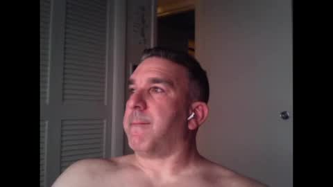 Snapshot of oceanmanx chatting on 15, 10, 2025 Ocean online show from 15, 10, 2025