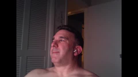 Snapshot of oceanmanx chatting on 24, 10, 2025 Ocean online show from 24, 10, 2025