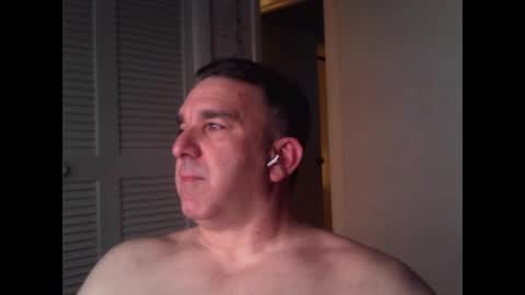 Snapshot of oceanmanx chatting on 26, 10, 2025 Ocean online show from 26, 10, 2025