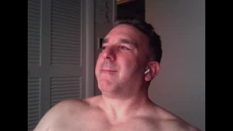 Snapshot of oceanmanx chatting on 28, 10, 2025 Ocean online show from 28, 10, 2025