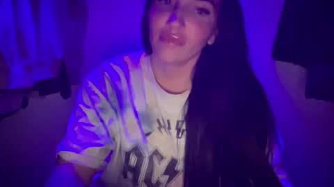 Snapshot of oceanxalara22_xo chatting on 21, 10, 2025 A L A R A  online show from 21, 10, 2025