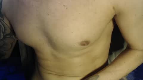Snapshot of ocebevip chatting on 5, 3, 2025 Rober Real online show from 5, 3, 2025