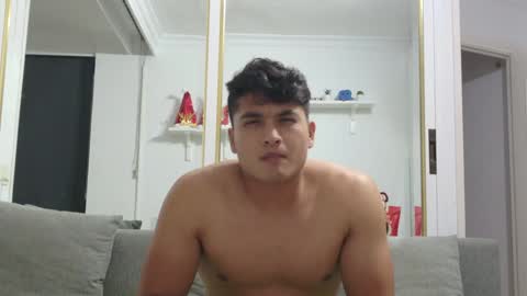Snapshot of octavio_quinn chatting on 10, 12, 2024 OCTAVIO QUINN online show from 10, 12, 2024