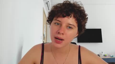 Evie online show from 5, 2, 2026